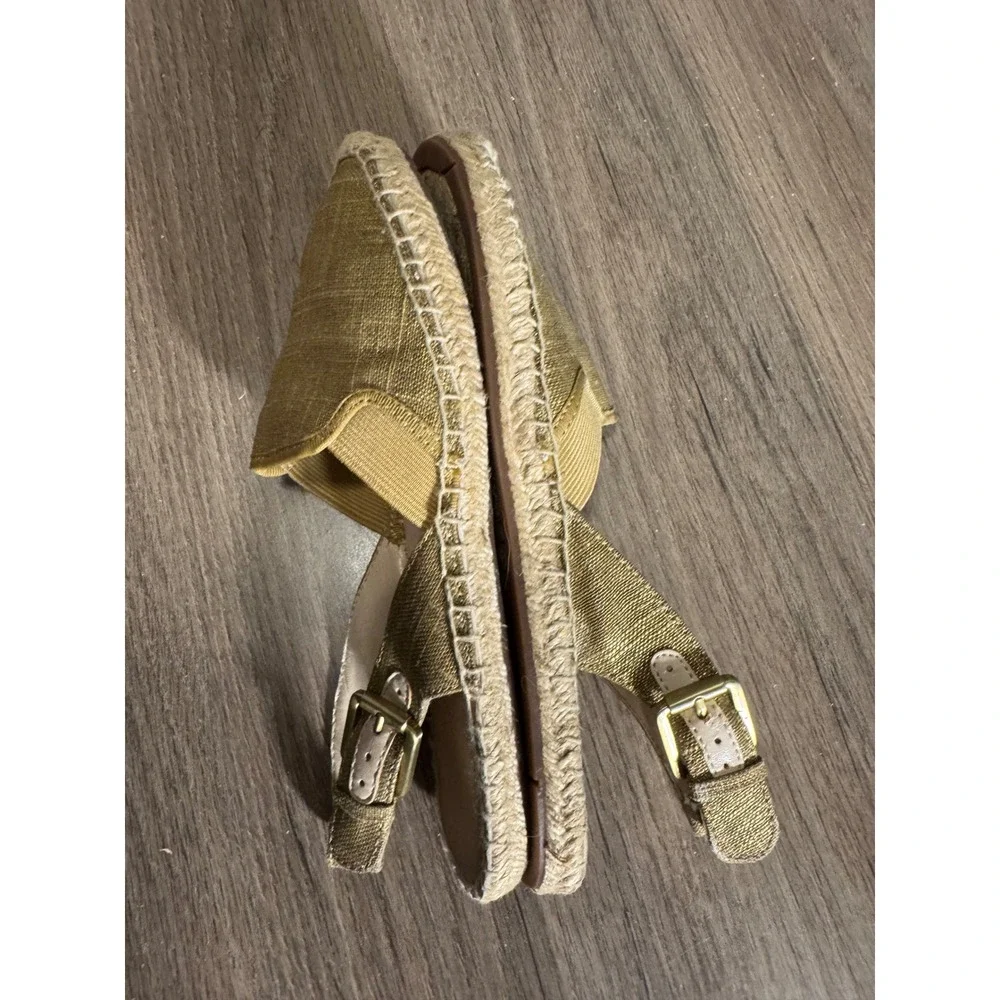 Franco‎ Sarto Espadrilles women's 7.5 lightweight gold color adjustable buckle